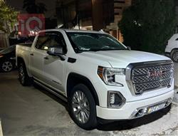 GMC Sierra